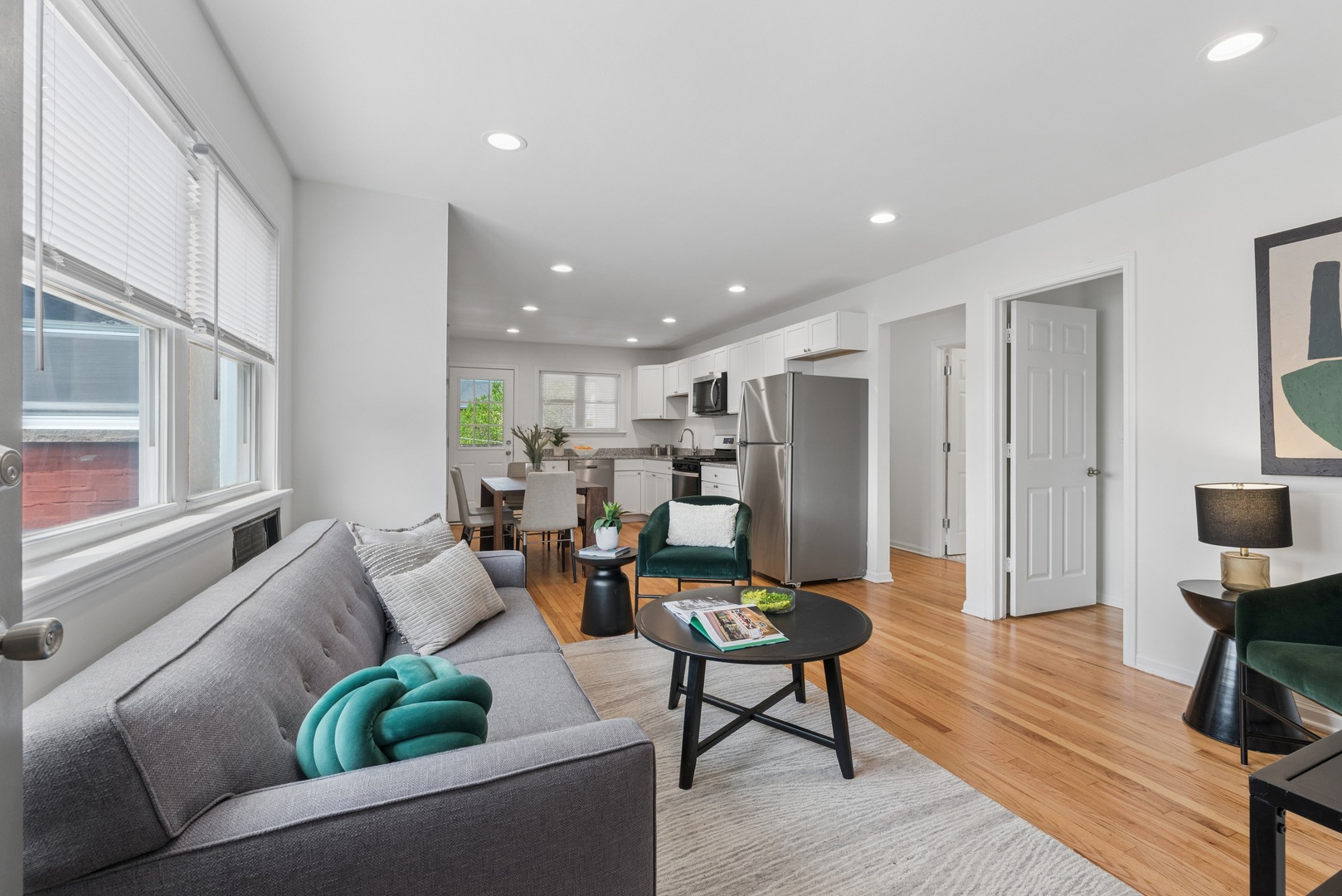 6969 N Ashland Boulevard 304