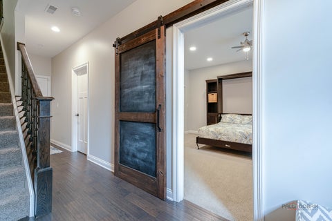Tiny photo for 617 Parkside Court, Libertyville, IL 60048 (MLS # 12757160)