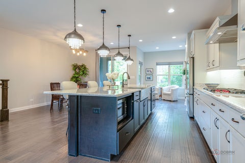 Tiny photo for 617 Parkside Court, Libertyville, IL 60048 (MLS # 12757160)