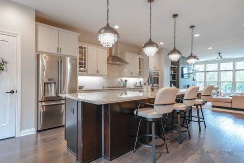 Tiny photo for 617 Parkside Court, Libertyville, IL 60048 (MLS # 12757160)