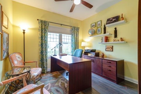Tiny photo for 617 Parkside Court, Libertyville, IL 60048 (MLS # 12757160)
