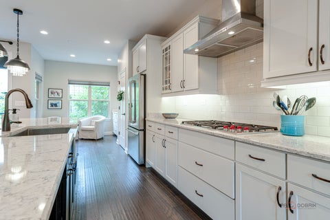 Tiny photo for 617 Parkside Court, Libertyville, IL 60048 (MLS # 12757160)