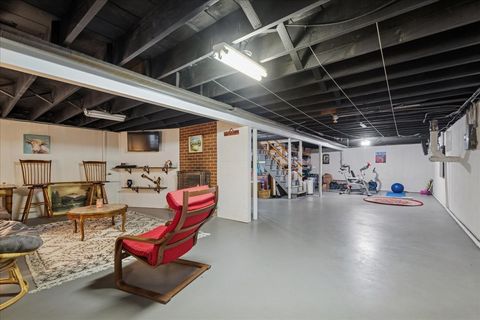 Tiny photo for 1485 E Forest Avenue, Des Plaines, IL 60018 (MLS # 12492084)