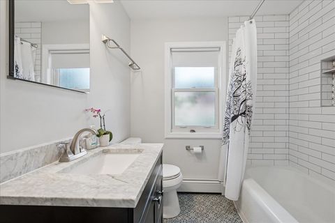 Tiny photo for 1485 E Forest Avenue, Des Plaines, IL 60018 (MLS # 12492084)