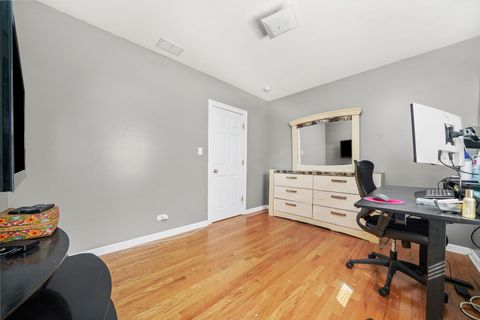 Tiny photo for 5516 W Cortez Street, Chicago, IL 60651 (MLS # 12459944)