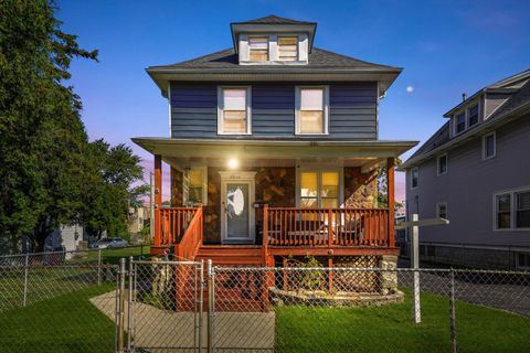 Tiny photo for 5516 W Cortez Street, Chicago, IL 60651 (MLS # 12459944)