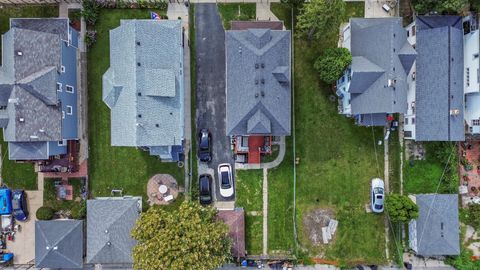 Tiny photo for 5516 W Cortez Street, Chicago, IL 60651 (MLS # 12459944)