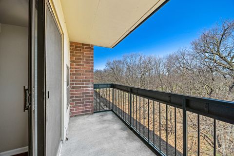 Tiny photo for 1800 Huntington Boulevard #412, Hoffman Estates, IL 60169 (MLS # 12614221)