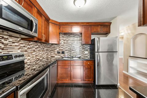 Tiny photo for 1800 Huntington Boulevard #412, Hoffman Estates, IL 60169 (MLS # 12614221)