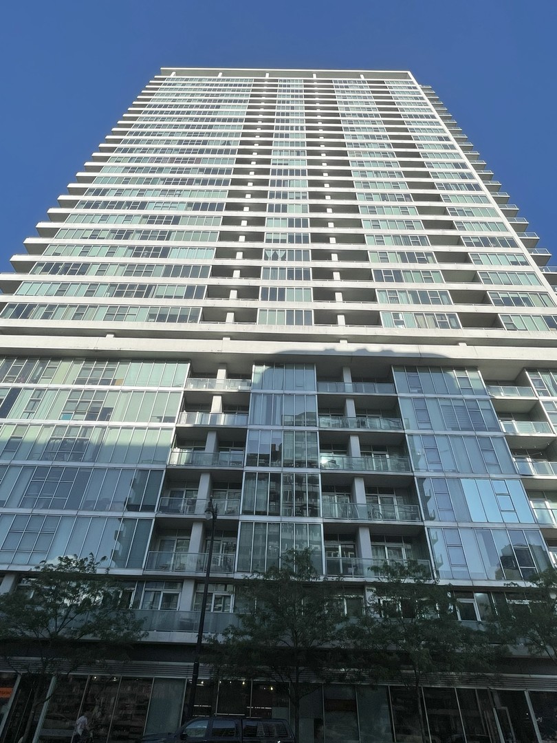 1720 S Michigan Avenue 2609