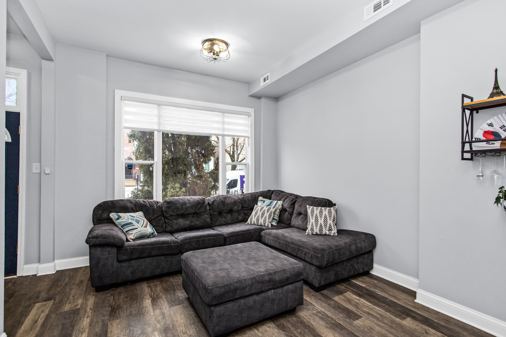 3339 W Le Moyne Street