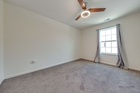 Tiny photo for 582 Cannonball Drive #582, Grayslake, IL 60030 (MLS # 12685121)