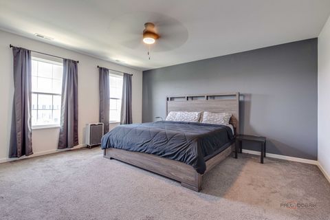 Tiny photo for 582 Cannonball Drive #582, Grayslake, IL 60030 (MLS # 12685121)