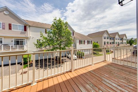 Tiny photo for 582 Cannonball Drive #582, Grayslake, IL 60030 (MLS # 12685121)