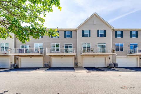 Tiny photo for 582 Cannonball Drive #582, Grayslake, IL 60030 (MLS # 12685121)