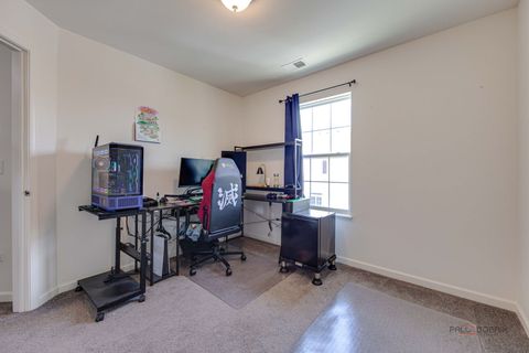 Tiny photo for 582 Cannonball Drive #582, Grayslake, IL 60030 (MLS # 12685121)