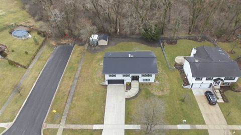 Tiny photo for 2S245 Mayfield Lane, Glen Ellyn, IL 60137 (MLS # 12595633)