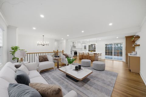 Tiny photo for 2S245 Mayfield Lane, Glen Ellyn, IL 60137 (MLS # 12595633)