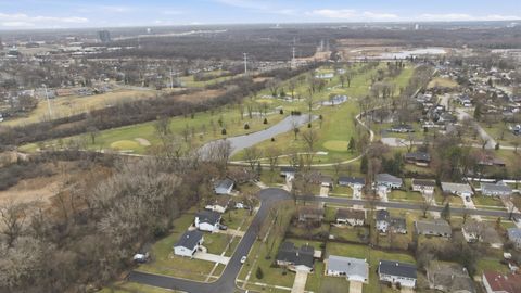 Tiny photo for 2S245 Mayfield Lane, Glen Ellyn, IL 60137 (MLS # 12595633)