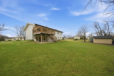 Tiny photo for 2S245 Mayfield Lane, Glen Ellyn, IL 60137 (MLS # 12595633)