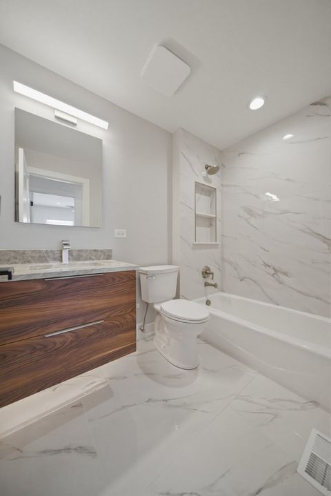 Tiny photo for 2S245 Mayfield Lane, Glen Ellyn, IL 60137 (MLS # 12595633)