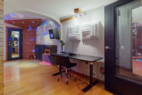 Tiny photo for 5670 Brentwood Drive, Hoffman Estates, IL 60192 (MLS # 12541861)