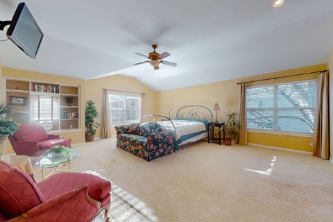 Tiny photo for 5670 Brentwood Drive, Hoffman Estates, IL 60192 (MLS # 12541861)