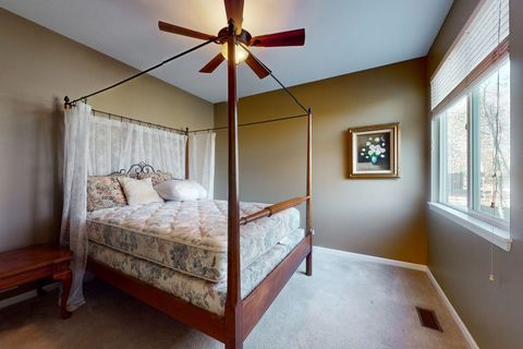 Tiny photo for 5670 Brentwood Drive, Hoffman Estates, IL 60192 (MLS # 12541861)