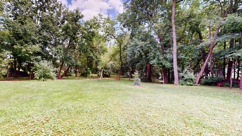 Tiny photo for 5670 Brentwood Drive, Hoffman Estates, IL 60192 (MLS # 12541861)