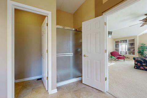 Tiny photo for 5670 Brentwood Drive, Hoffman Estates, IL 60192 (MLS # 12541861)