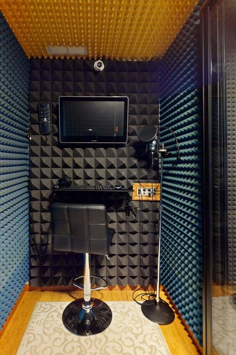 Tiny photo for 5670 Brentwood Drive, Hoffman Estates, IL 60192 (MLS # 12541861)