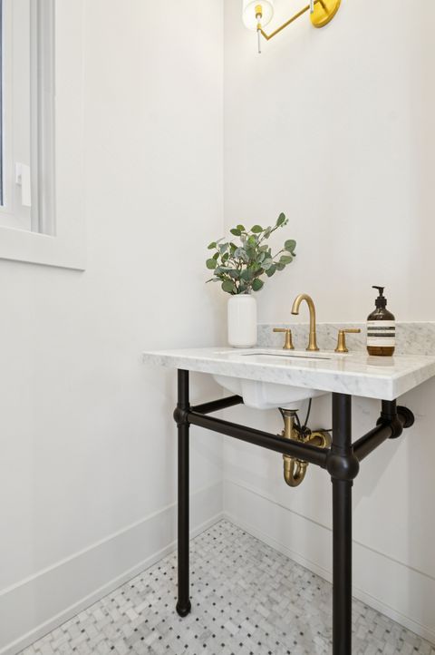 Tiny photo for 2246 W Lyndale Street #1, Chicago, IL 60647 (MLS # 12557954)