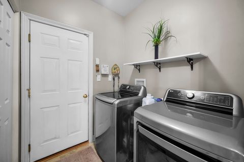 Tiny photo for 122 Fieldcrest Drive, Bartlett, IL 60103 (MLS # 12611243)