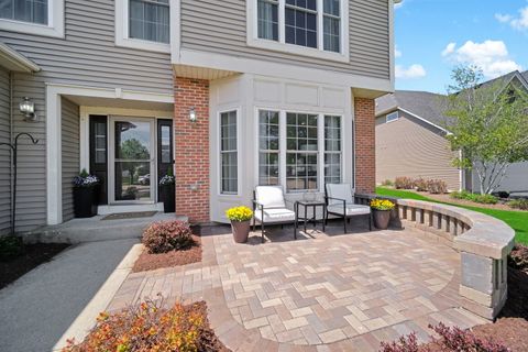 Tiny photo for 122 Fieldcrest Drive, Bartlett, IL 60103 (MLS # 12611243)