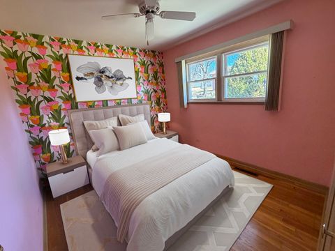 Tiny photo for 618 Crescent Drive, Downers Grove, IL 60516 (MLS # 12587454)