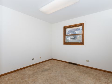 Tiny photo for 7721 Stevens Street, Darien, IL 60561 (MLS # 12520779)