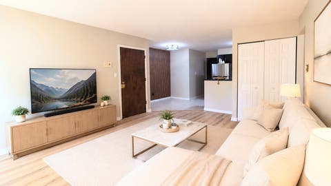 Tiny photo for 160 Dunteman Drive #102, Glendale Heights, IL 60139 (MLS # 12709737)