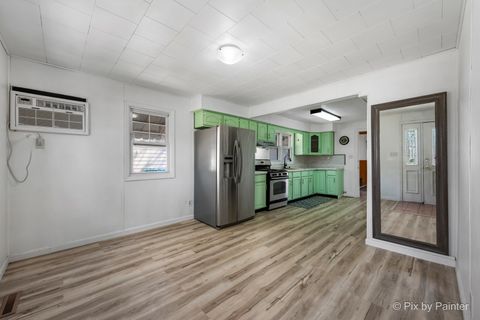 Tiny photo for 513 W 7th Street, Rock Falls, IL 61071 (MLS # 12593277)
