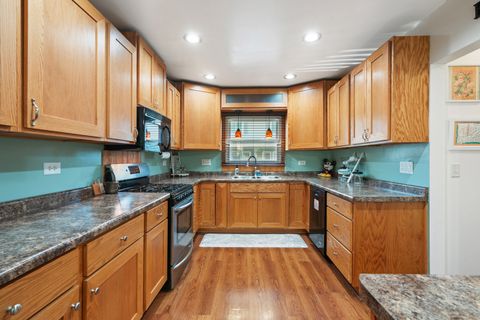 Tiny photo for 206 Washington Street, Oswego, IL 60543 (MLS # 12613328)