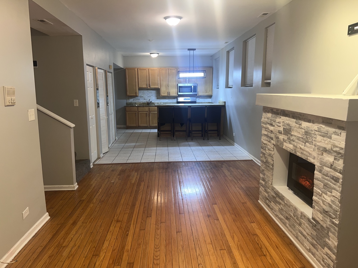 1430 E 69th Street 1S