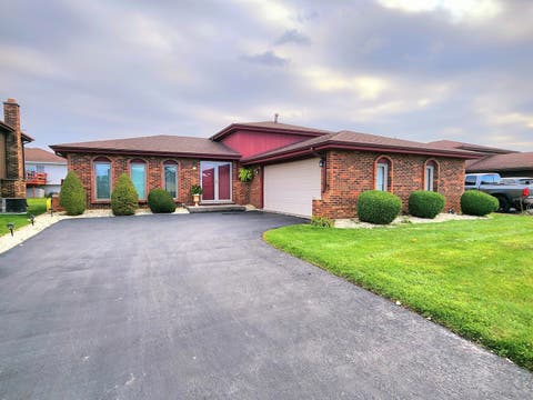Featured picture for the property 11935092