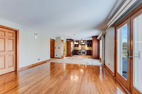 Tiny photo for 8732 W Surrey Park Park, Palos Hills, IL 60465 (MLS # 12555658)