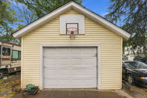 Tiny photo for 1115 W 7TH Street, Davenport, IA 52802 (MLS # 12795480)