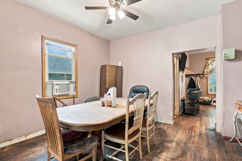 Tiny photo for 1115 W 7TH Street, Davenport, IA 52802 (MLS # 12795480)