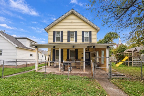 1115 W 7TH ST, DAVENPORT, IA 52802 - Image c8de1ea2ac5885f1090b4ea12dfa9ba7/732032827