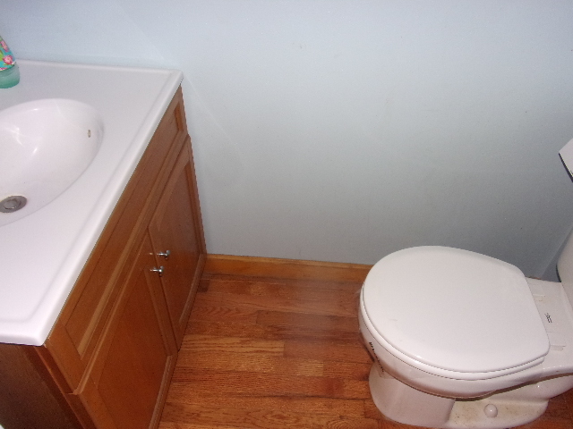 Leroy, Illinois 61752, United States, 3 Bedrooms Bedrooms, ,2 BathroomsBathrooms,Residential,Active,247904