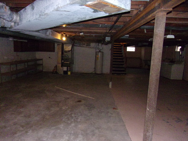 Leroy, Illinois 61752, United States, 3 Bedrooms Bedrooms, ,2 BathroomsBathrooms,Residential,Active,247904