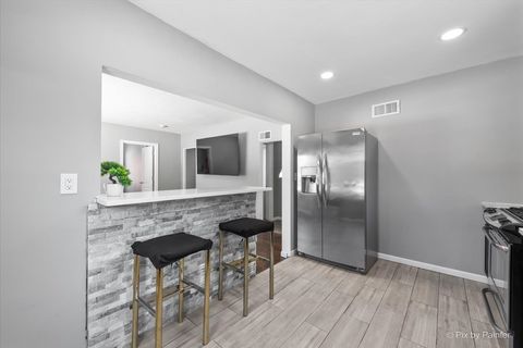 Tiny photo for 2629 N McAree Road, Waukegan, IL 60087 (MLS # 12552078)