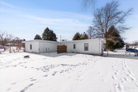 Tiny photo for 2629 N McAree Road, Waukegan, IL 60087 (MLS # 12552078)