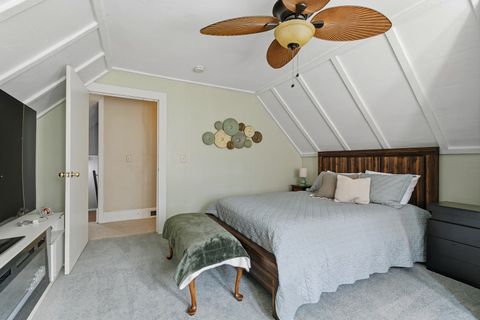 Tiny photo for 2136 N Zenith Avenue, Davenport, IA 52804 (MLS # 12625969)